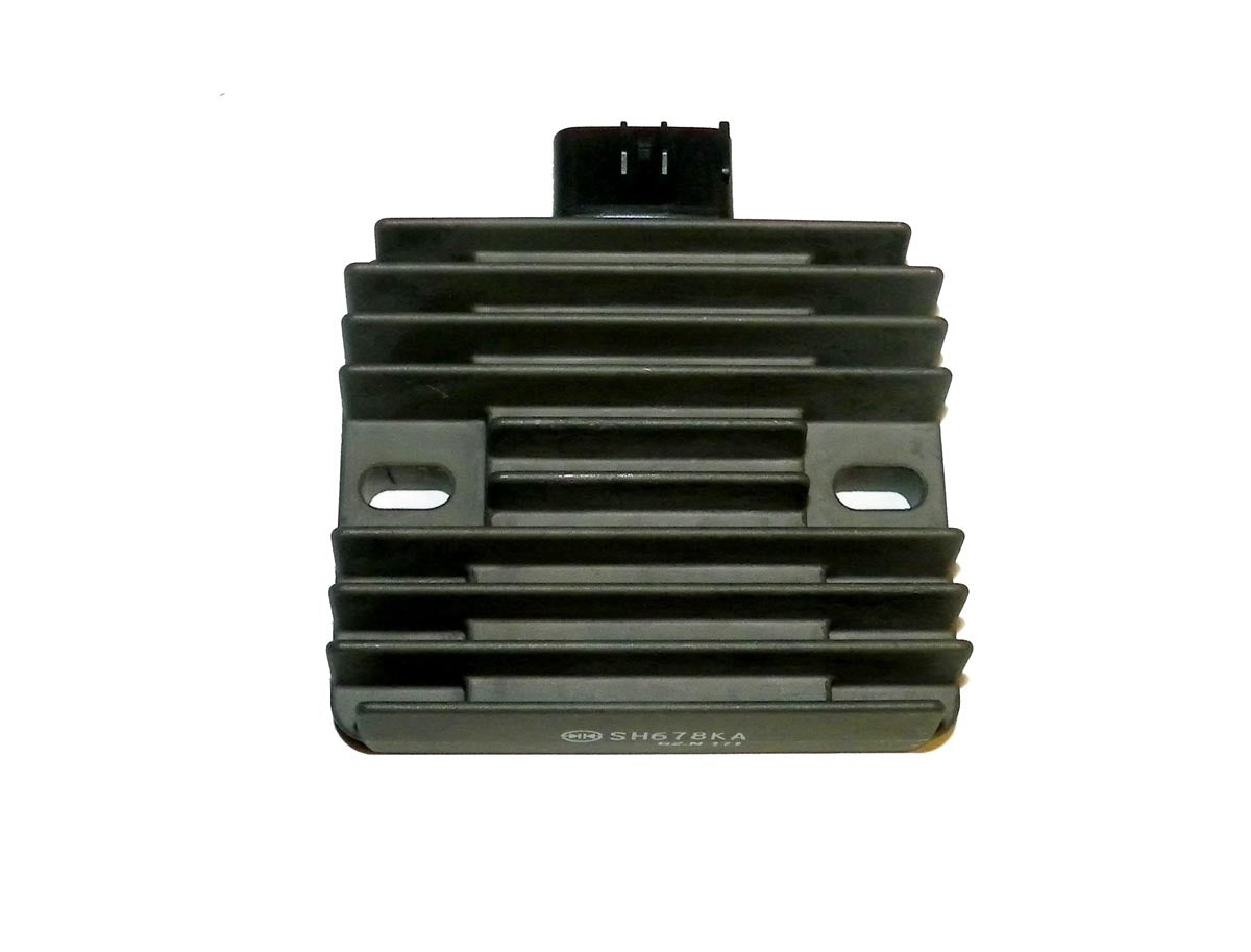 Regulateur de charge Kawasaki 1200 / 1500 04-21